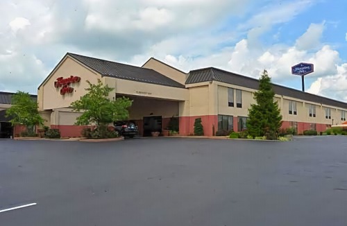 Winchester Hotel | Hampton Inn Winchester