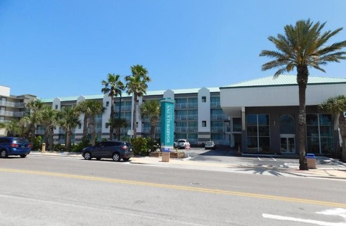 Davis Hotel | Boardwalk Inn and Suites
