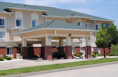 Boonville Hotel | Holiday Inn Express Boonville, an Ihg Hotel