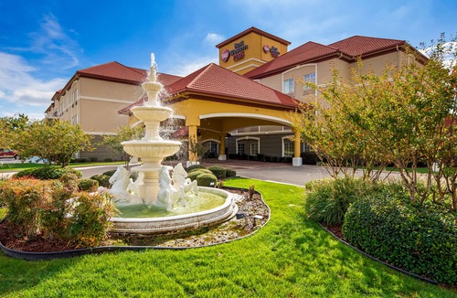 Greenville Hotel | Best Western Plus Monica Royale Inn & Suites