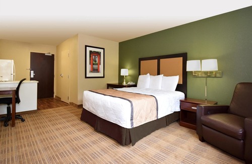 O'Fallon Hotel | Extended Stay America Suites - St Louis - O' Fallon, IL