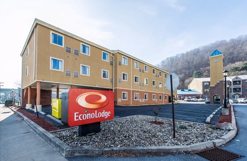 Johnstown Hotel | Econo Lodge Johnstown Downtown
