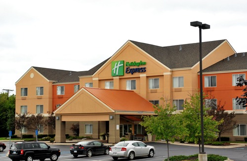 Lapeer Hotel | Holiday Inn Express Lapeer, an IHG Hotel